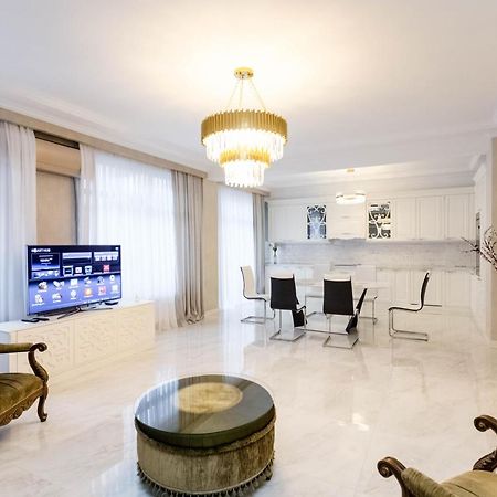 Appartamento Luxury Landing IV Tbilisi Esterno foto